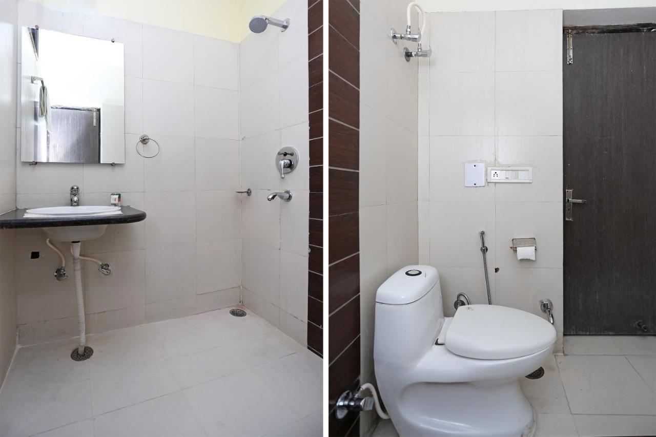 Oyo 9601 Hotel Sunshine Residency Castle Noida Esterno foto