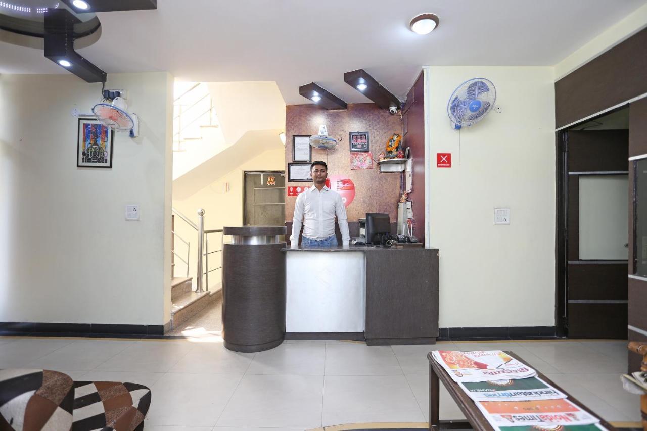 Oyo 9601 Hotel Sunshine Residency Castle Noida Esterno foto