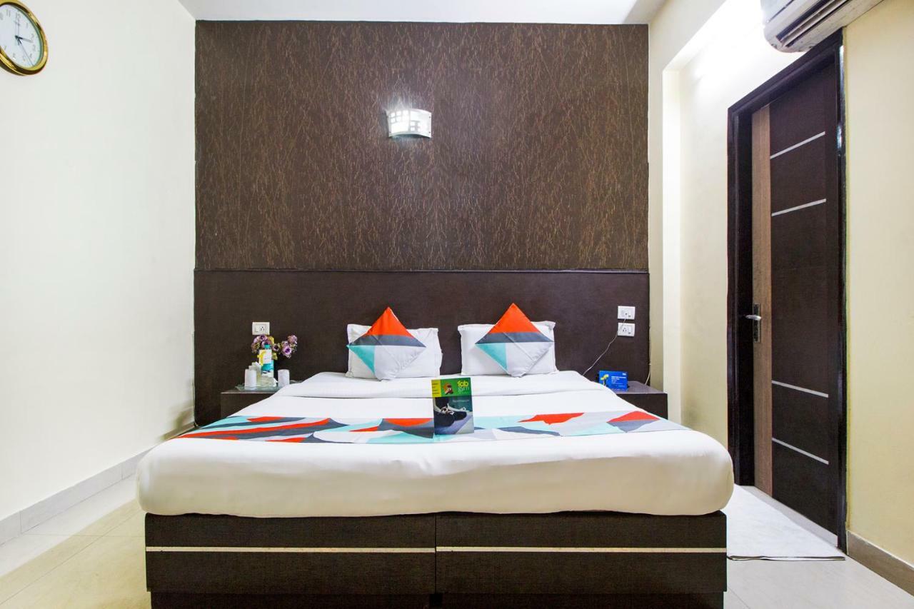 Oyo 9601 Hotel Sunshine Residency Castle Noida Esterno foto