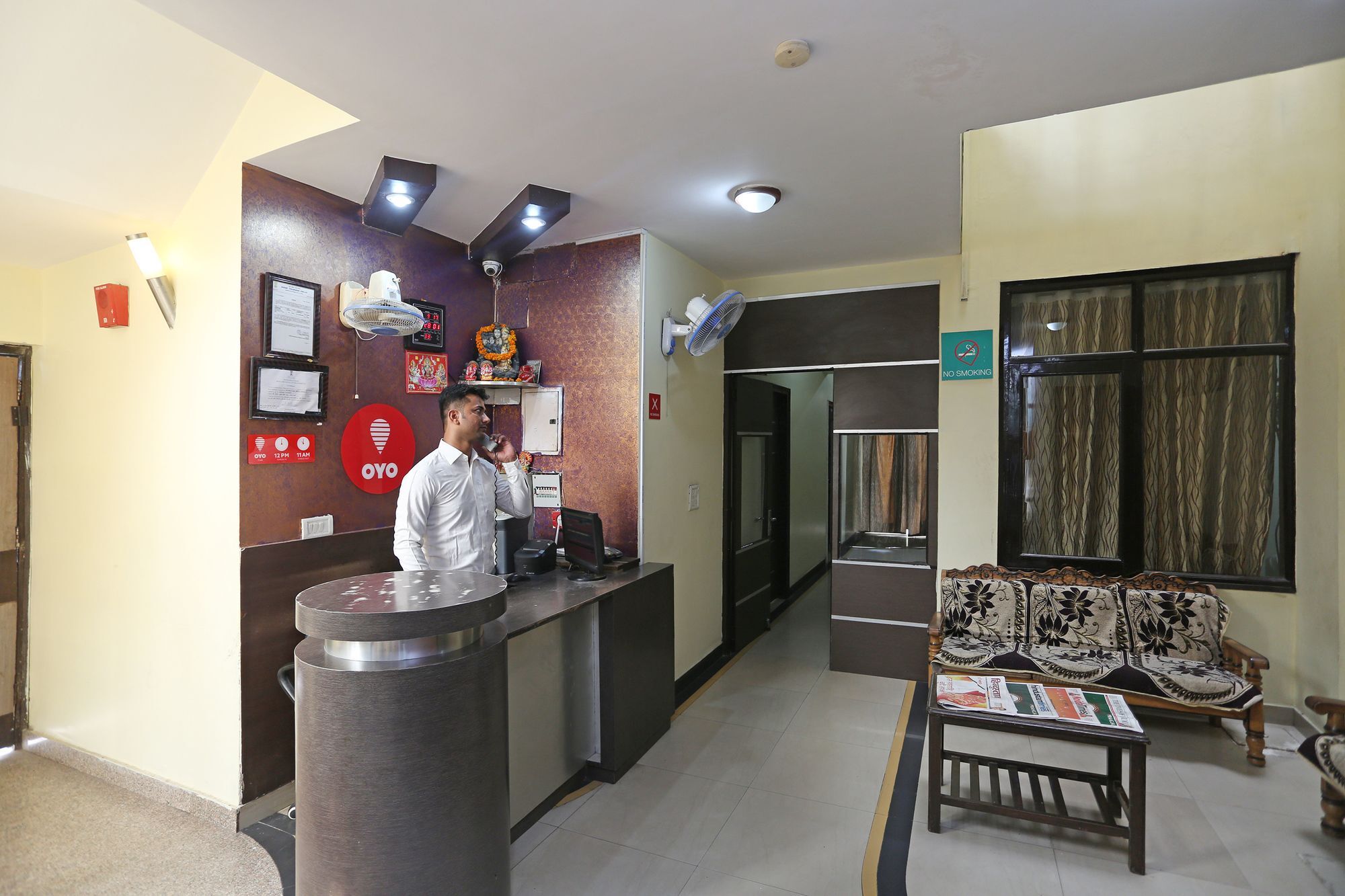Oyo 9601 Hotel Sunshine Residency Castle Noida Esterno foto