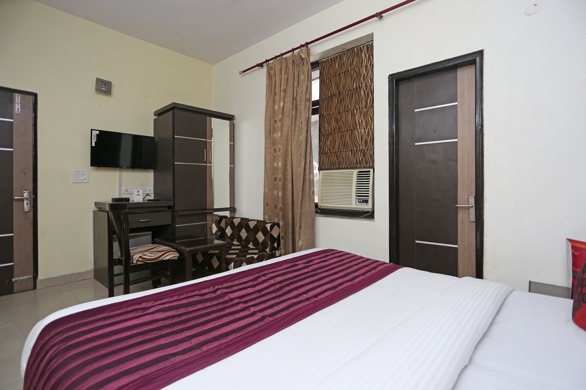 Oyo 9601 Hotel Sunshine Residency Castle Noida Esterno foto